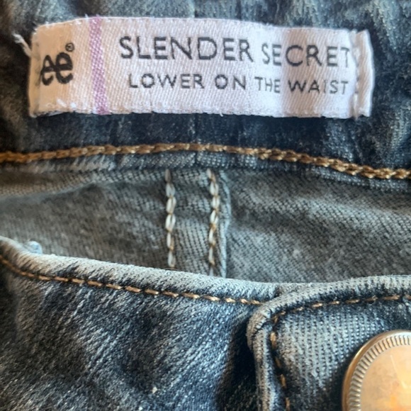 Lee Slender Secret Lower on the Waist Cotton Blend Denim Blue Jeans Size 4 Short - Picture 7 of 9
